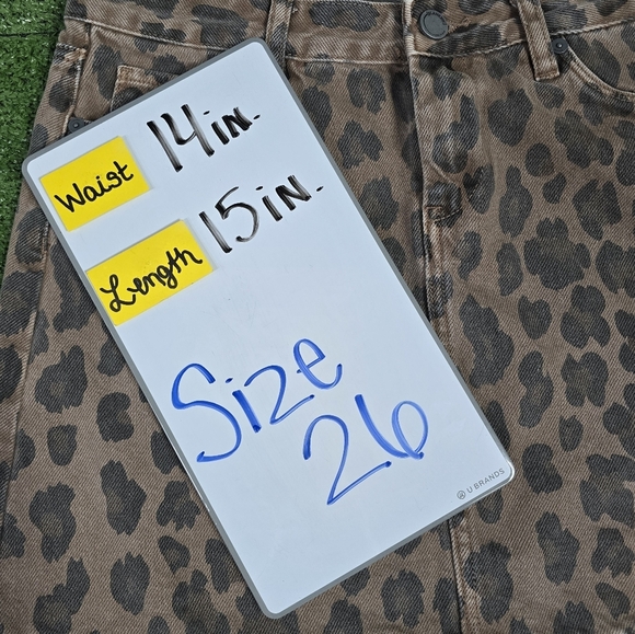 BLANK NYC | 100% COTTON FADED LEOPARD LIGHTLY DISTRESSED DENIM MINI SKIRT - Picture 16 of 16
